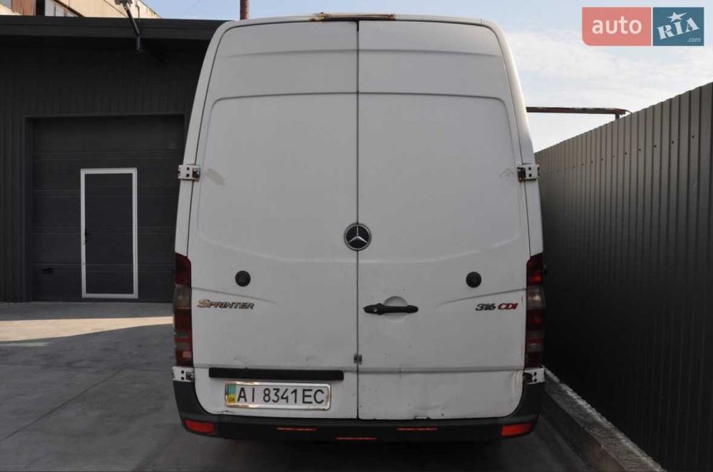 Mercedes-Benz Sprinter 2011