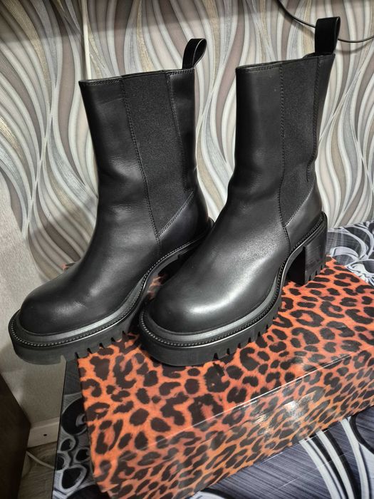 Черевики шкіряні