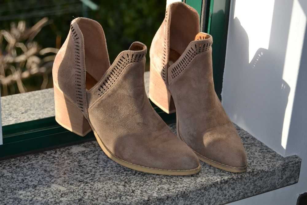 Botas Corina- Tamanho 37