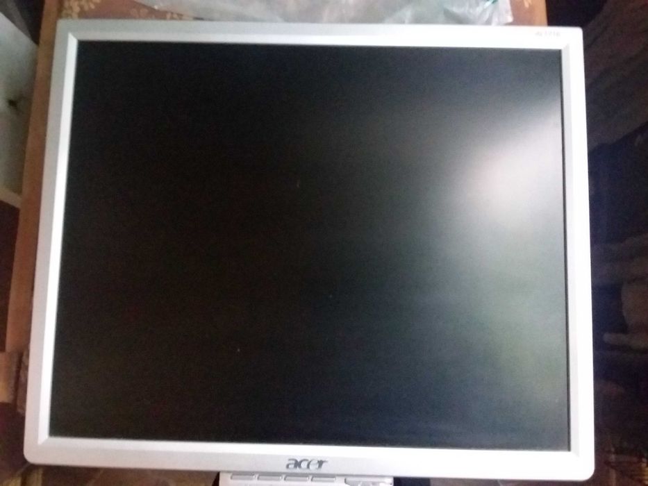 Монітор LCD 17'".