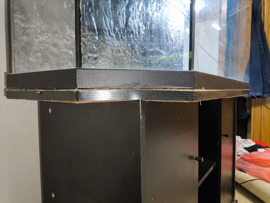 Akwarium JUWEL ok. 200 l. z szafką  120x40x50