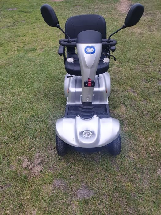 Sprzedam wózek inwalidzki elektryczny