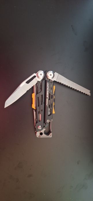 Leatherman Signal