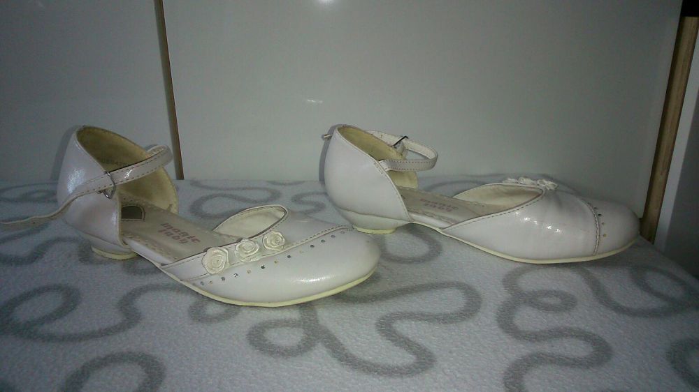 Buty dziewczęce wizytowe