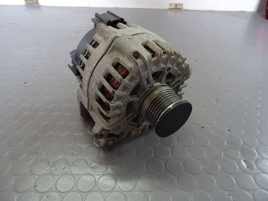 04L903017A alternator 2.0 TDI CNH DEU Audi A4 A5 A6 C7 czesci