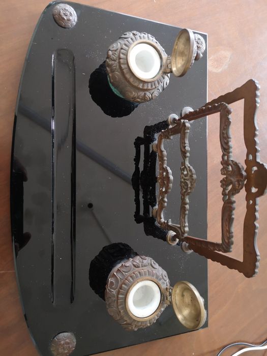 Tinteiro antigo vidro negro e bronze