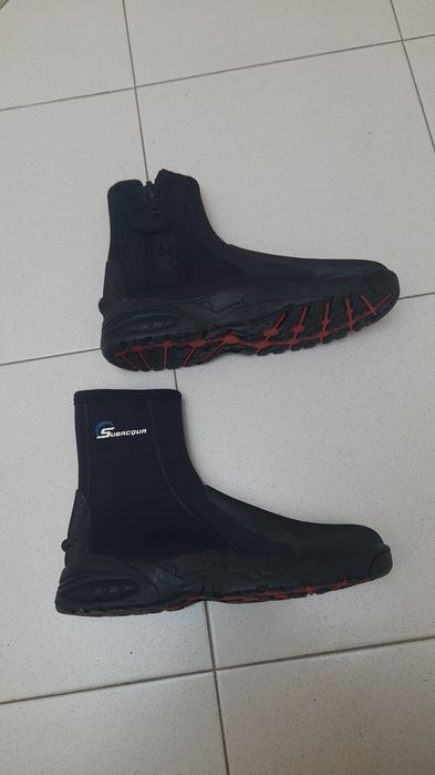 Botas de mergulho