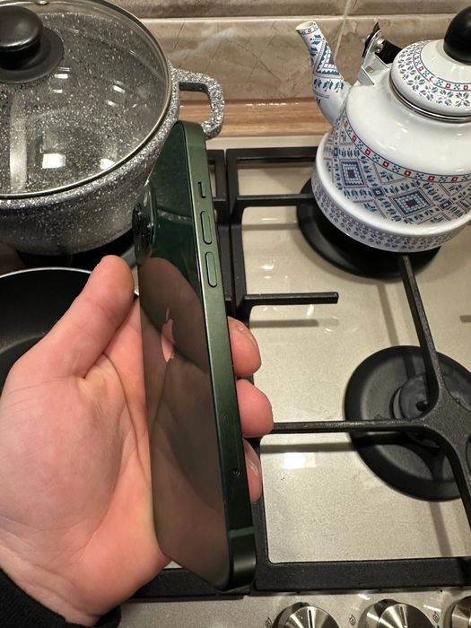 Iphone 13 newerlock green  64 G