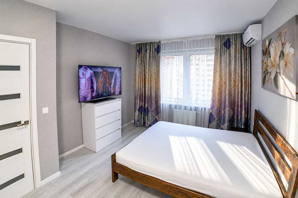 Продам 1к квартиру Гмирі 20, метро Позняки, Патріотика