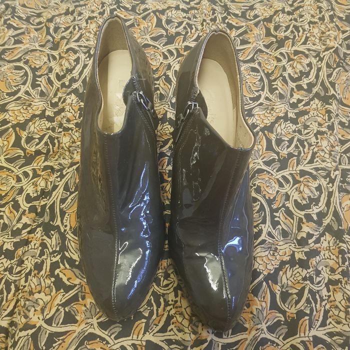 Clarks botki lakierki 38
