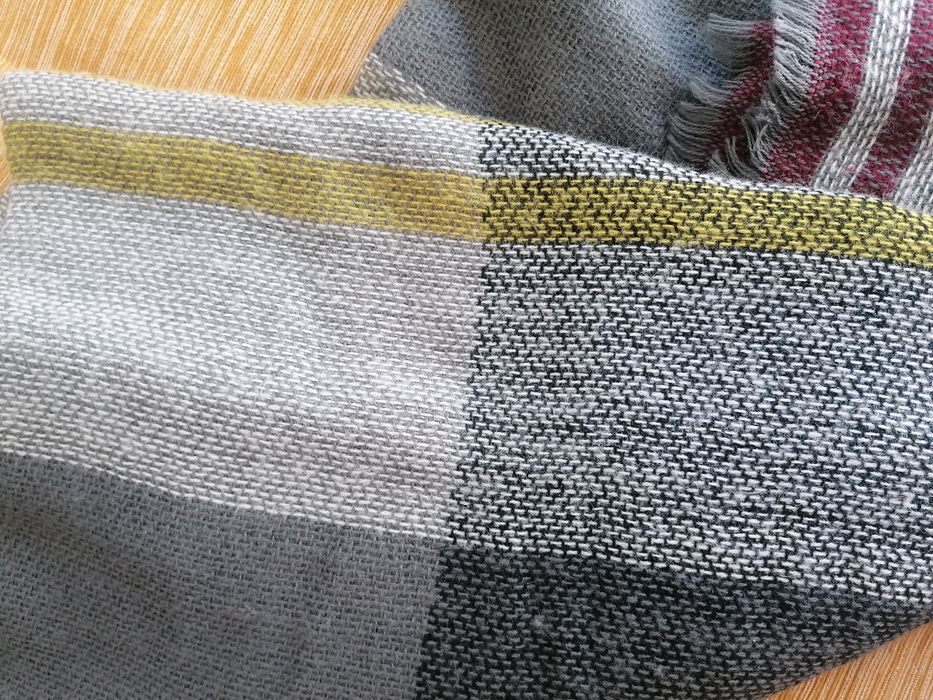 cachecol grande com várias cores