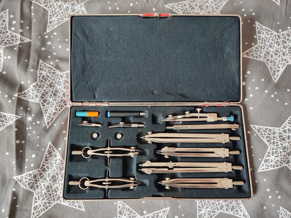 Готовальня (набір циркулів) НЧ-14-1-02