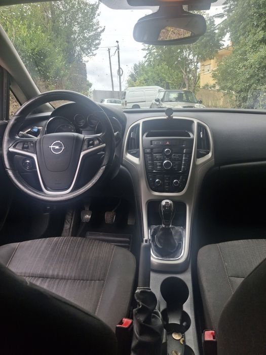 Opel Astra 1.4 Gasolina 2010 | 262.000 km | Muito Boa Mecânica | Inspeção 2027 | 2900€