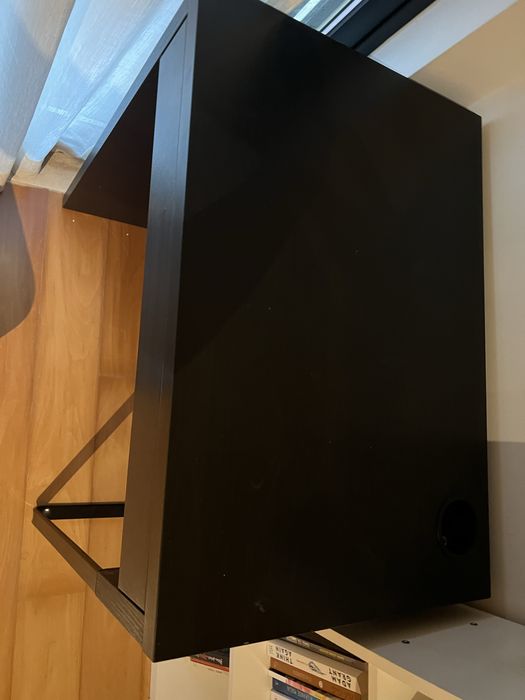 Secretaria e cadeira