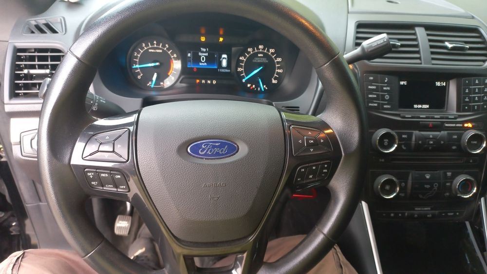 Форд експлорер 2017 рік