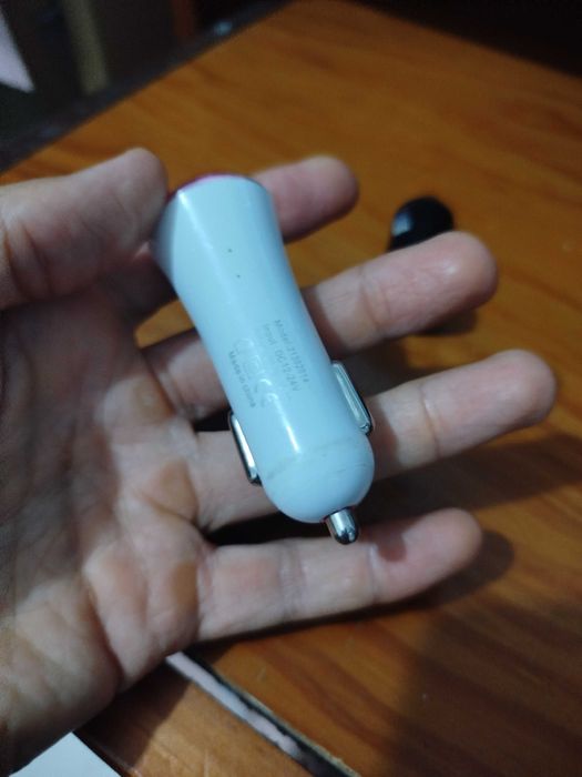 Carregador Adaptador Isqueiro Carro com saída USB carregador telemóvel