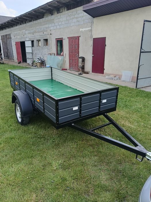 Przyczepka samochodowa