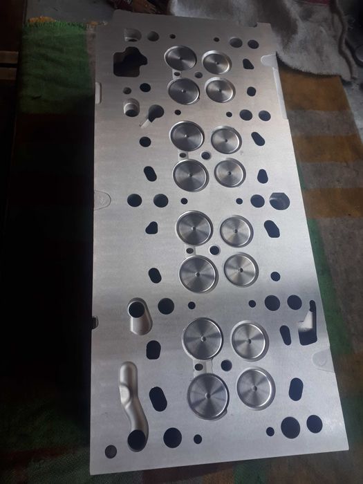 Głowica 04L103403B 2.0 TDI VW CRAFTER T6 MAN