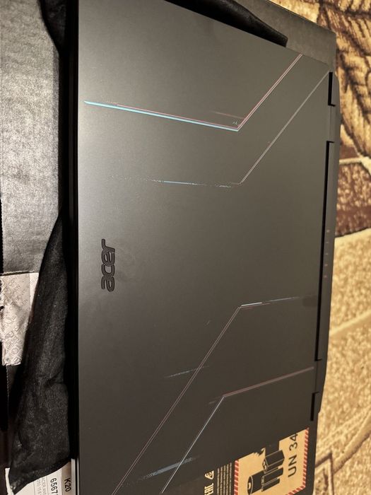 Ноутбук 
Nitro 5

AN515-58-54QY

Obsidian Black
AN515-58-54QY