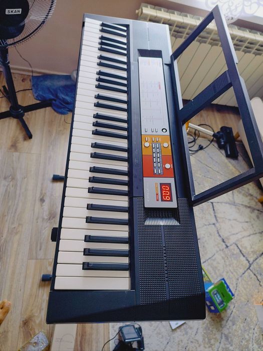 Keyboard Yamaha psr f50 plus stojak