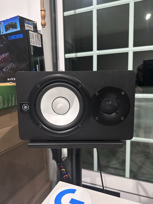 Studio Monitors Yamaha HS5
