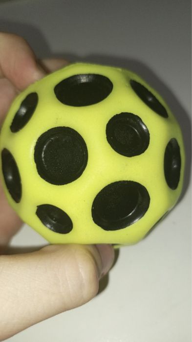 Мячик Moon Ball стрибунець