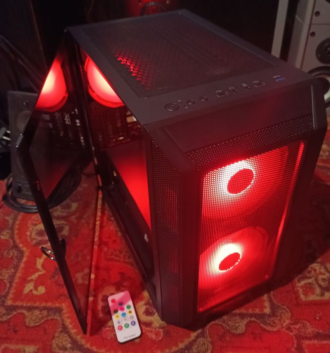 FSTPLAYER D3-3F2-PLUS BLACK с ARGB подсветкой в хорошем состоянии