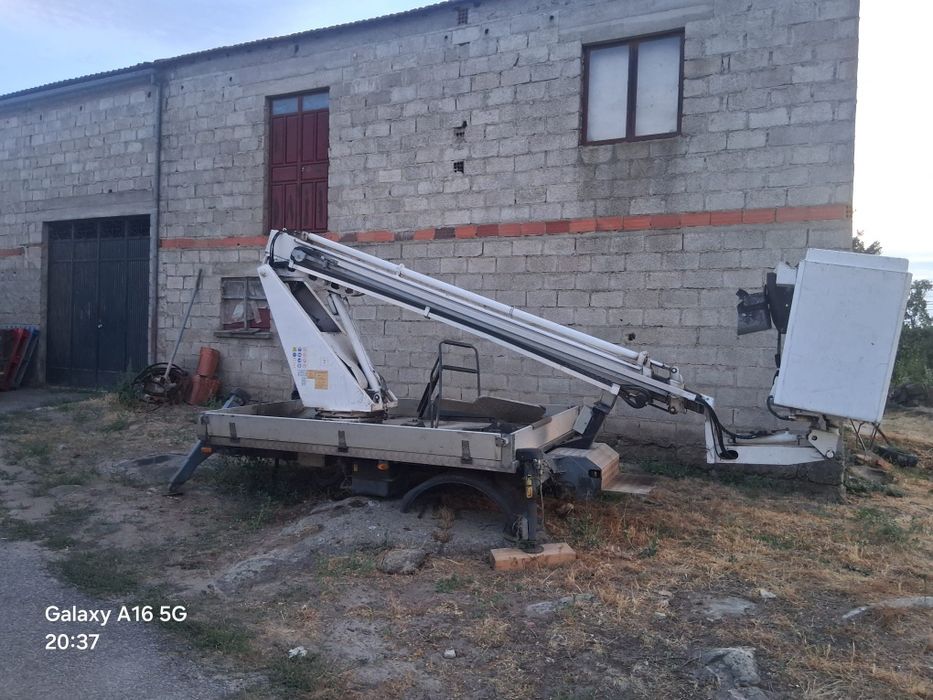 Grua de 14 metros (como nova )