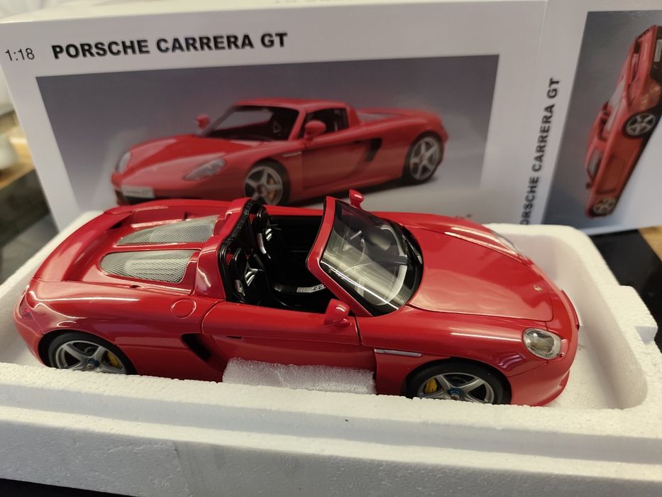 Porsche Carrera GT auto art