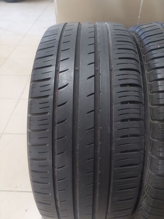 Комплект літньої гуми літо літня Pirelli R16 215 45