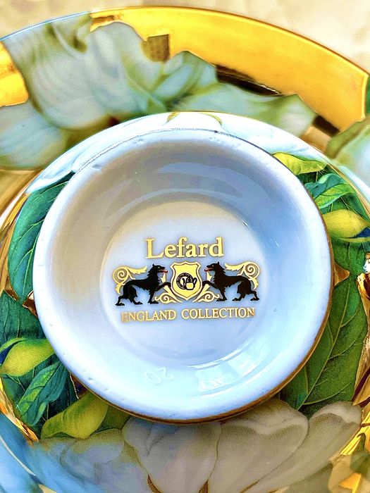 Новый знаменитый английский фарфоровый чайный сервиз «Lefard”,покрыт золотом 24 карата,ручная роспись
