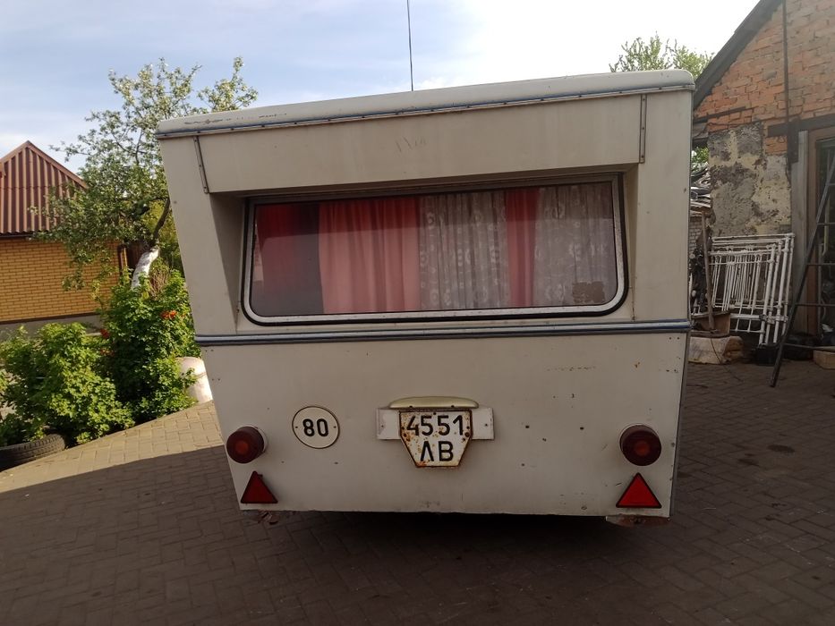 Продам німецький причіп дачу(караван,автодім,кемпер,домік  на колесах)Freedel