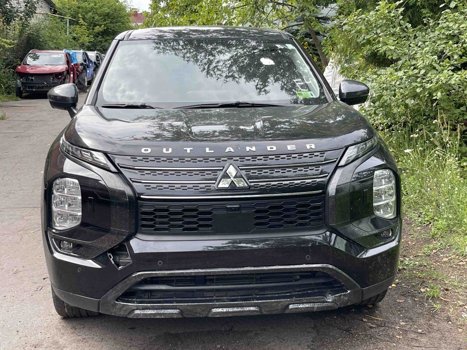 Разборка MITSUBISHI OUTLANDER 4 22 год  капот бампер авто в Украине