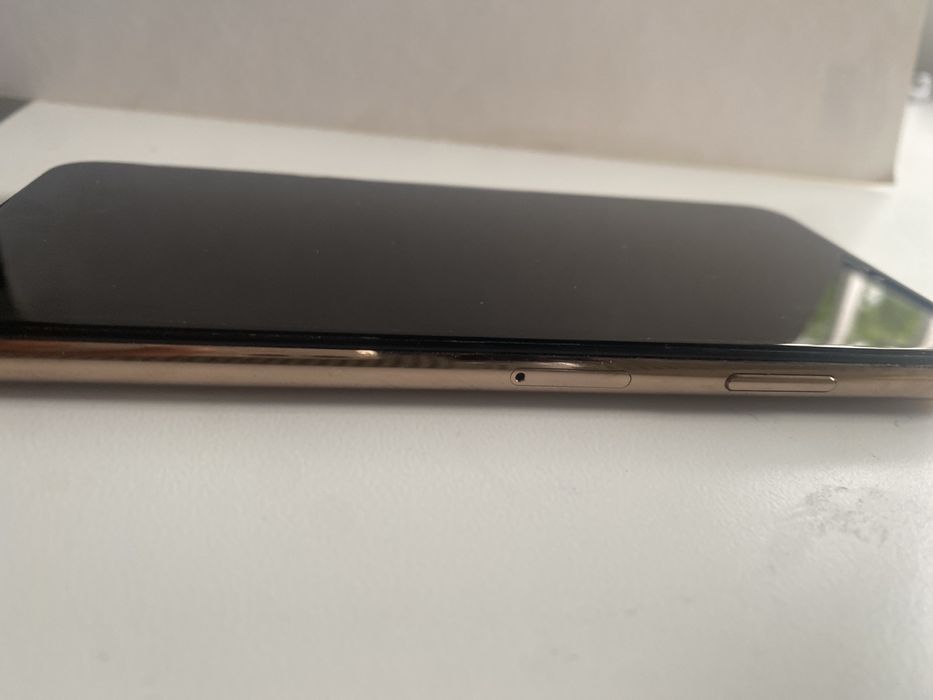 iPhone XS Max 64GB - Para Peças - Sem iCloud - Touch não funciona