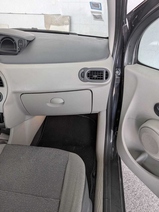 Carro Renault Modus 1.2 Comfort