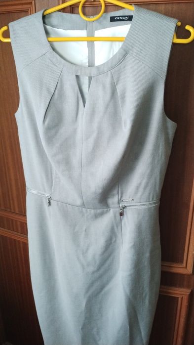 Śliczna,szara sukienka