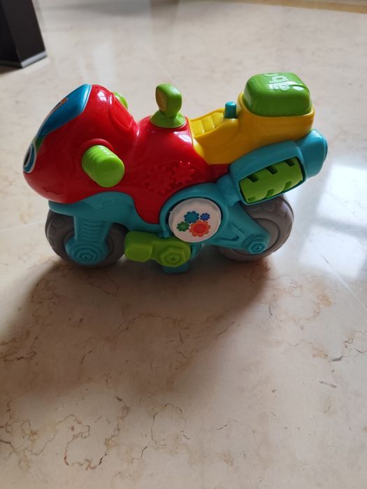 Brinquedos variados