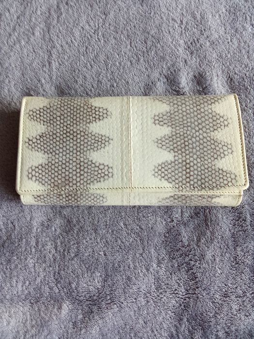 Кошелек из кожи питона SentMatinie.