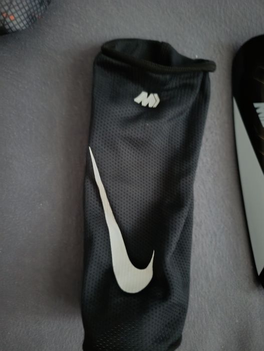 Nike Mercurial lite r M