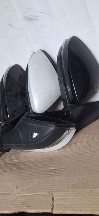 Продам дзеркало Octavia a7