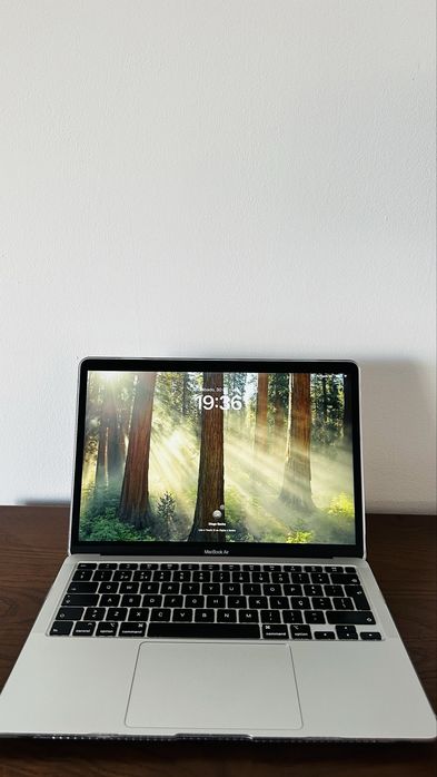 Macbook air M1 (conservado)