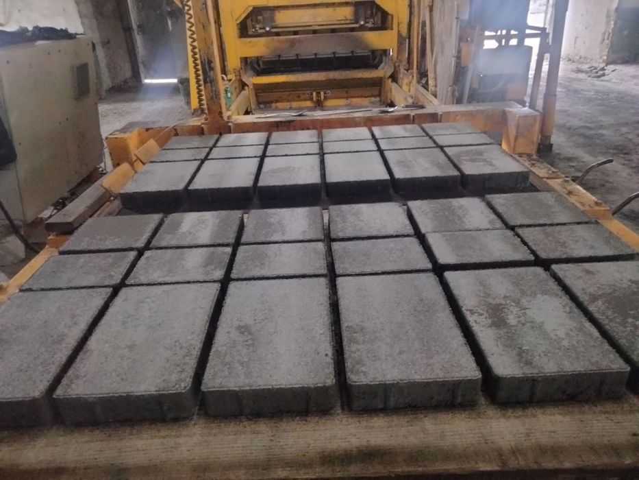 Бруківка, поребрики, бордюри БЕЗ ПОСЕРЕДНИКІВ. Бетонні вироби