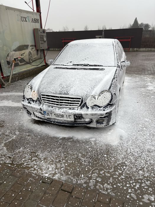 Продам мерса c200 w203!!