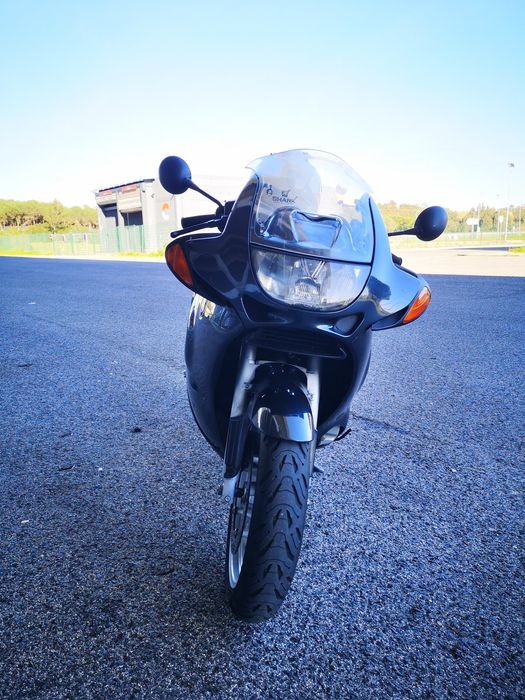 BMW K 1200 RS com check up feito na BMW
