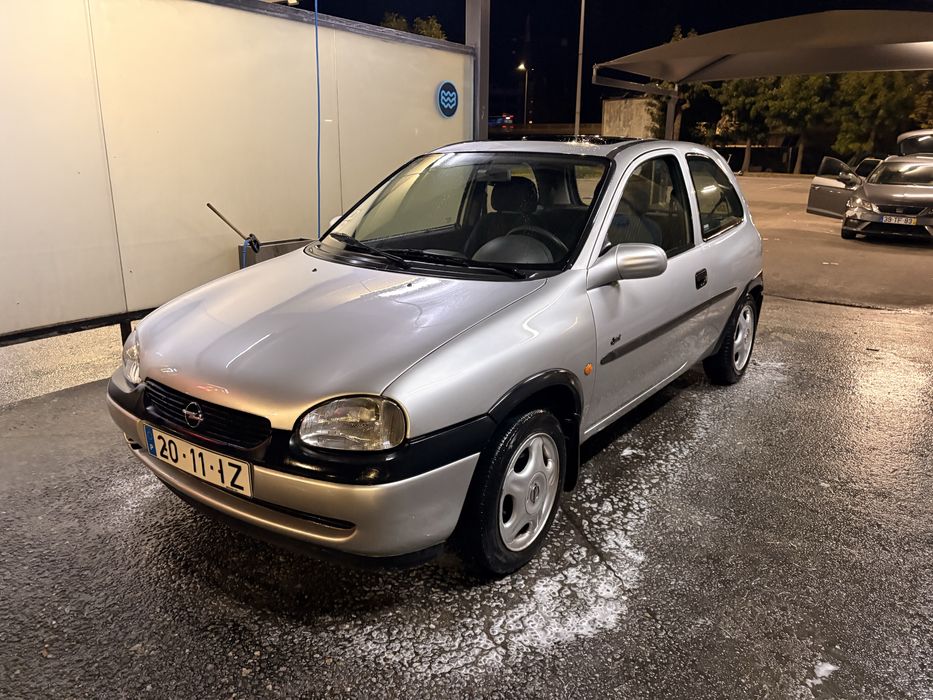 Opel Corsa B 1.5 TD  SPORT —  Estimado • Teto de abrir • Fiável