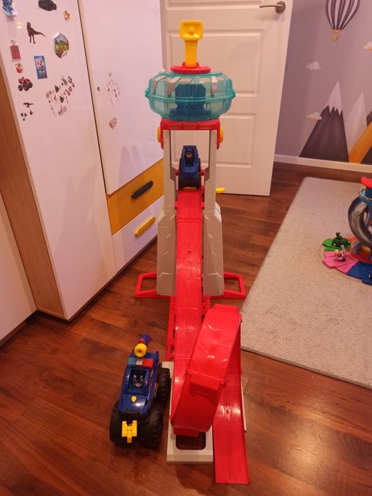 Duża wieża, baza Psiego Patrolu - Pętla Super Loop