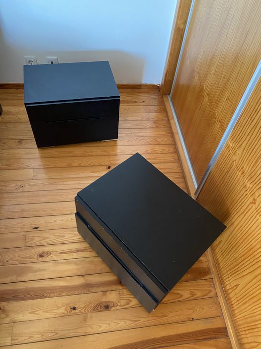 Conjunto de mobilia para quarto preta