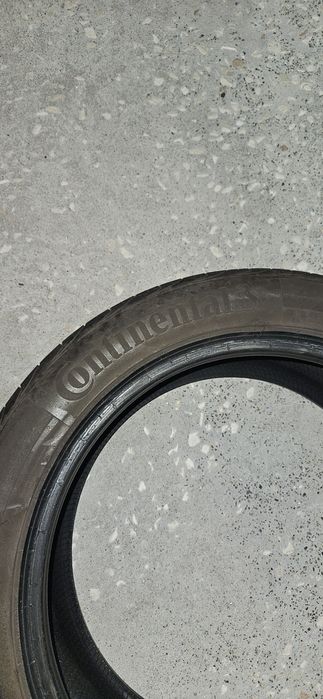 Pneu usado CONTINENTAL