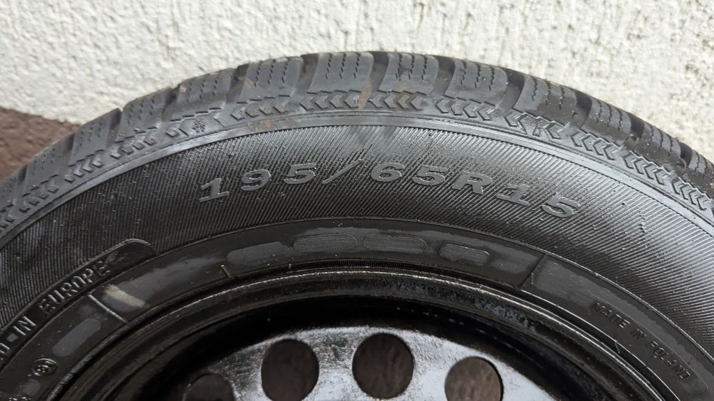 Komplet kół zimowych Dębica Frigo 2 195/65 15