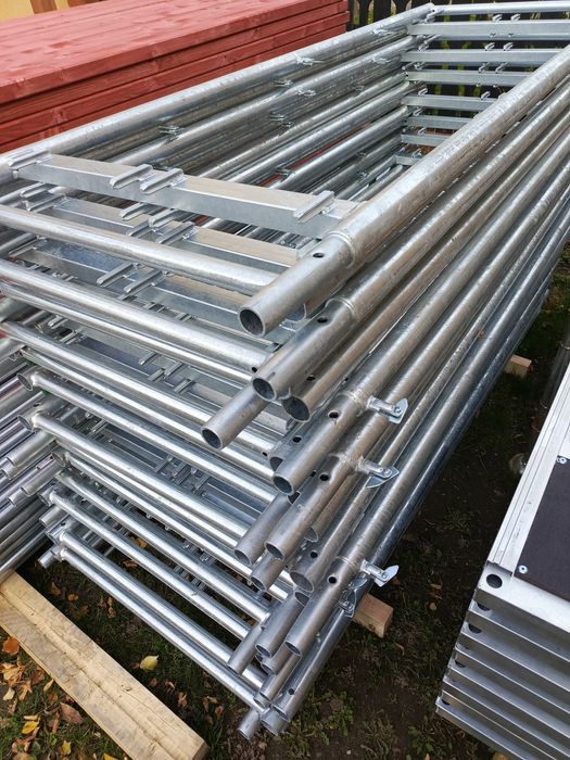 Rusztowanie elewacyjne plettac 9x6.4m nowe pletak poznańskie